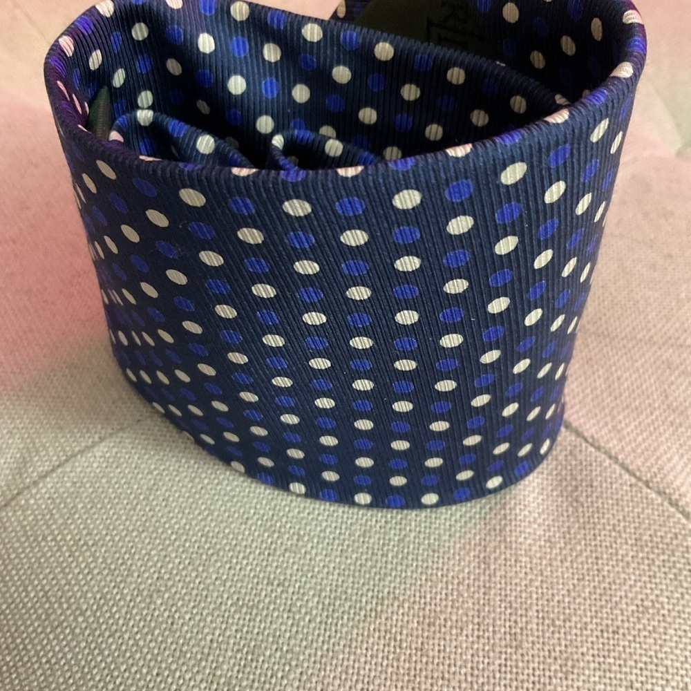 RALPH lAUREN NAVY AND WHITE POLKA DOTS 100. SILK MENS - Picture 5 of 7